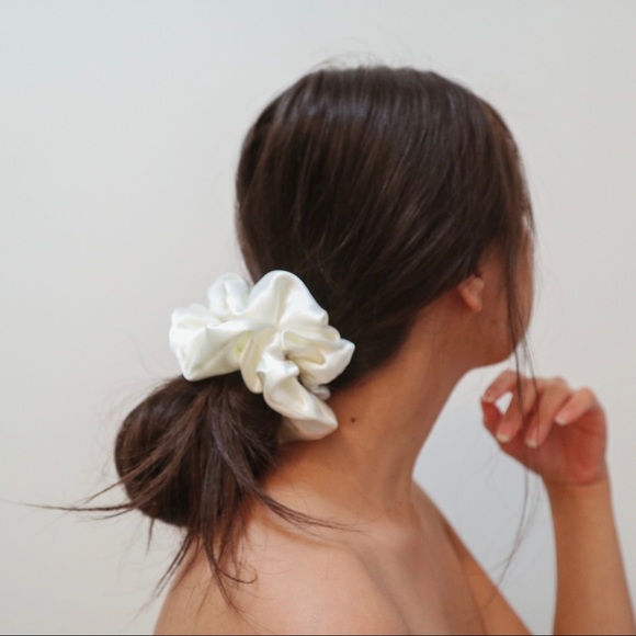 LOVESHARRA.CA - Picture 3 of 10